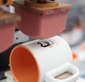 Услуги по нанесению логотипа Услуги по нанесению логотипа